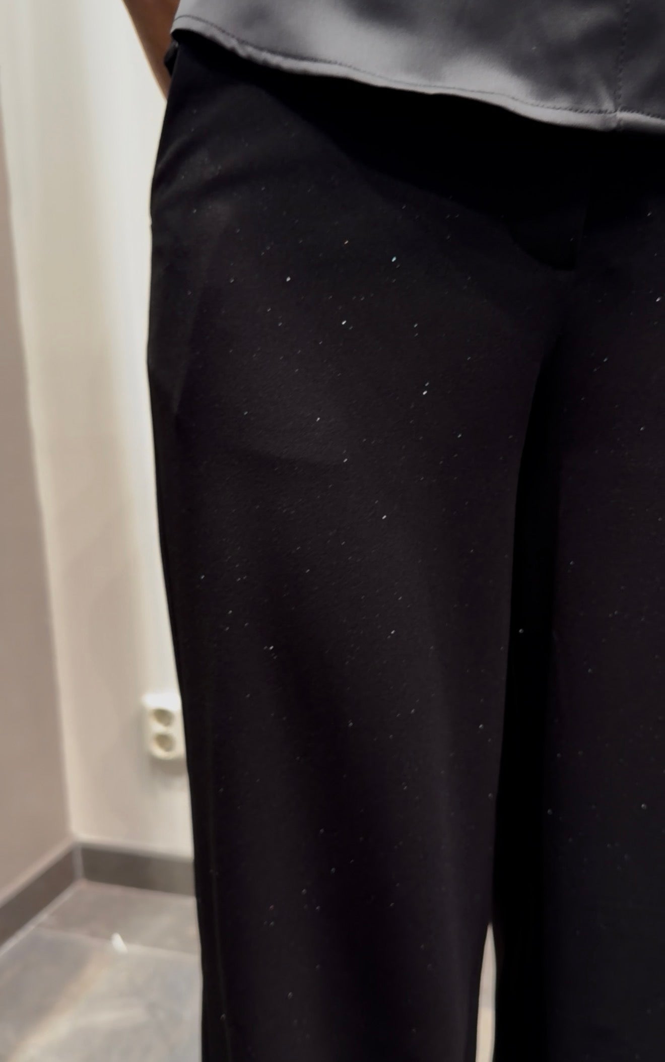 VMZAMIRA Trousers - Black